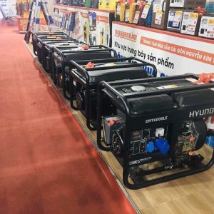 Máy phát điện chạy dầu 5kw Hyundai DHY-6000LE